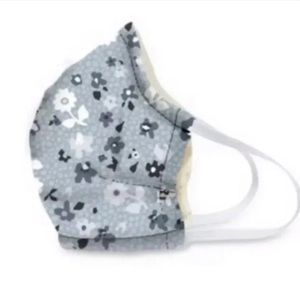 Vera Bradley face mask in floating ditsy